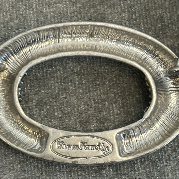 KIAM family navy blue tiger eye oval crystal rhinestone necklace - Picture 11 of 12